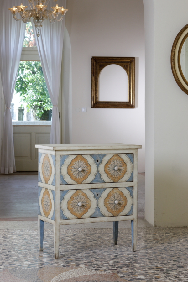 C87 Small Barberini Chest Drawers White Porte Italia Venezia (1)